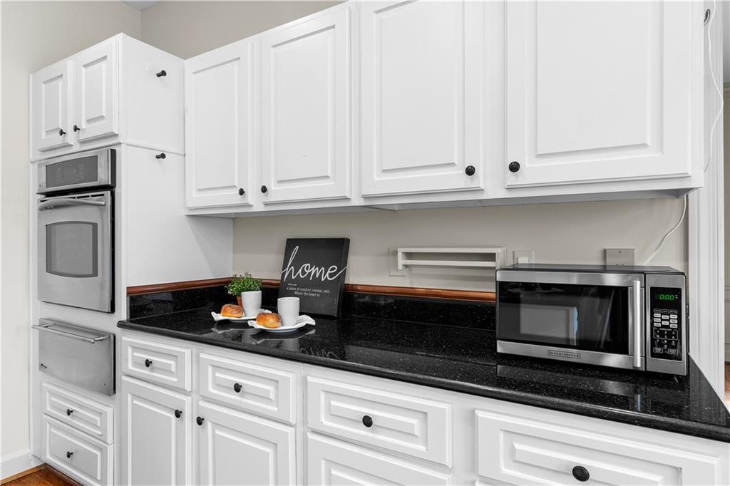 1232 Brookhaven Park Place NE