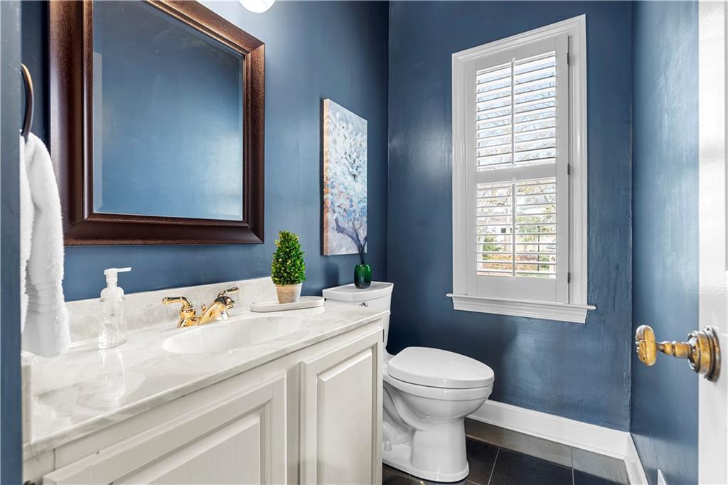 1232 Brookhaven Park Place NE