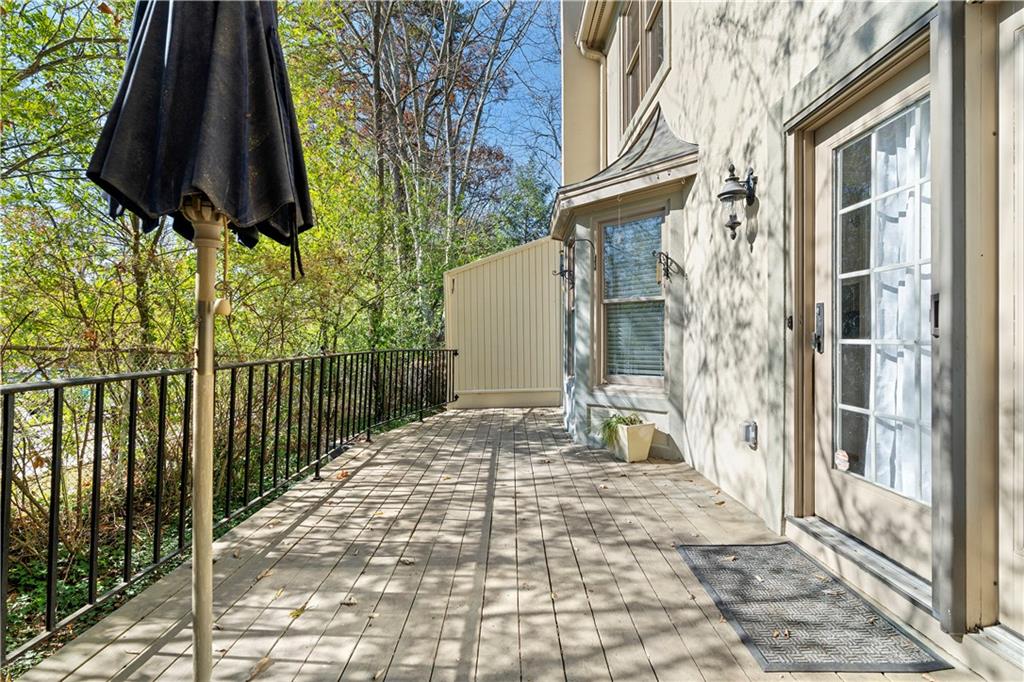 1232 Brookhaven Park Place NE