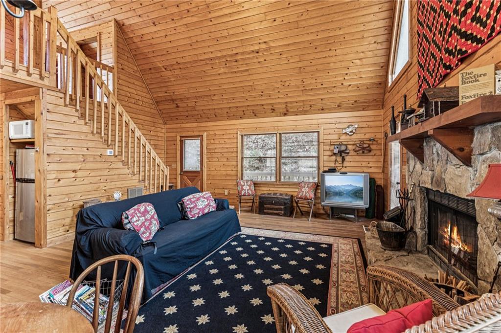 205 Laurel Branch