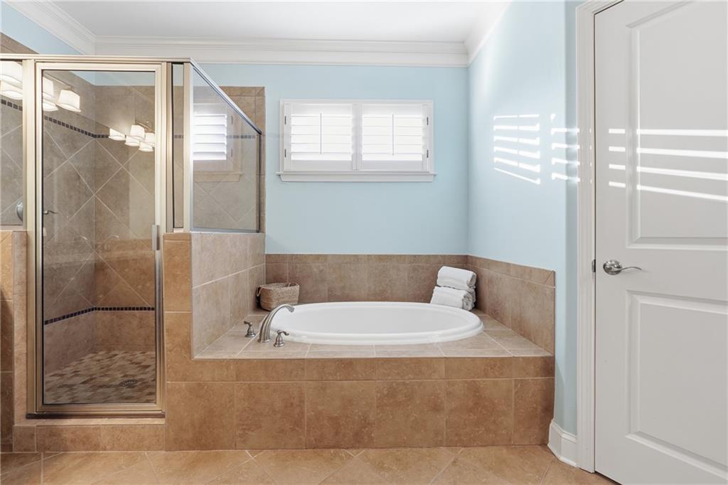 12506 Broadwell Road