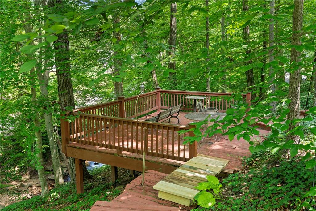 3755 Ashwood Drive SE