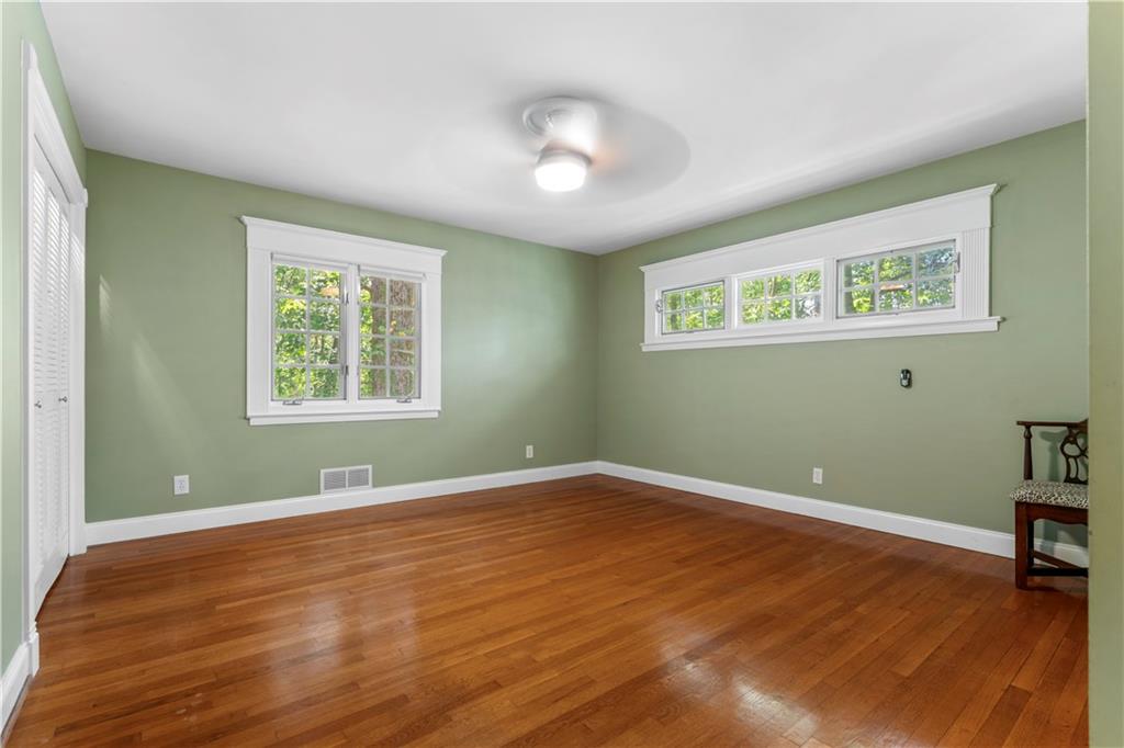 3755 Ashwood Drive SE