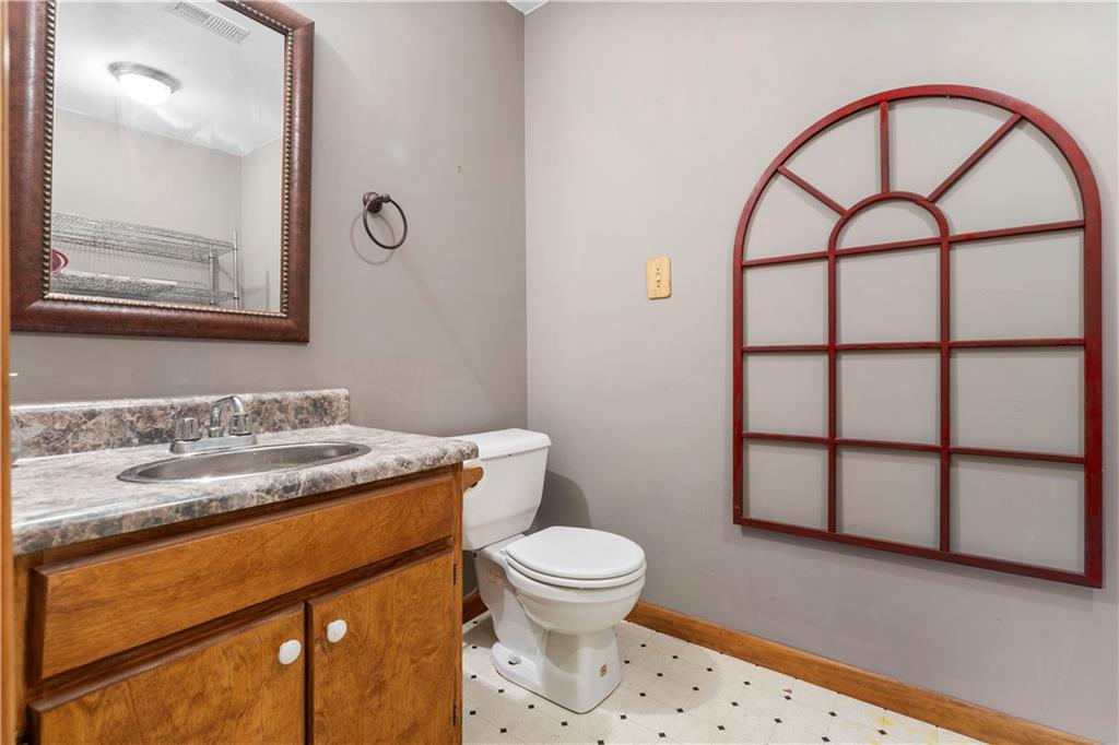 3755 Ashwood Drive SE