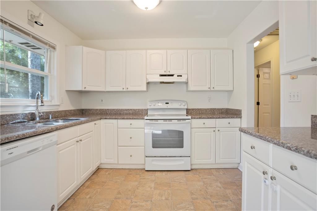 4433 Locksley Road