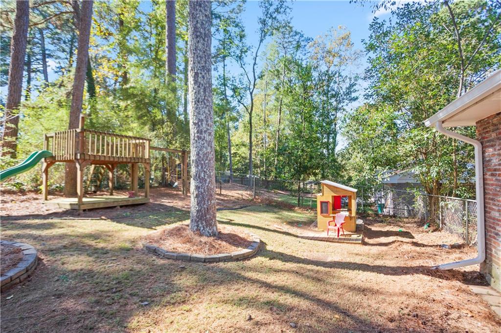 4433 Locksley Road