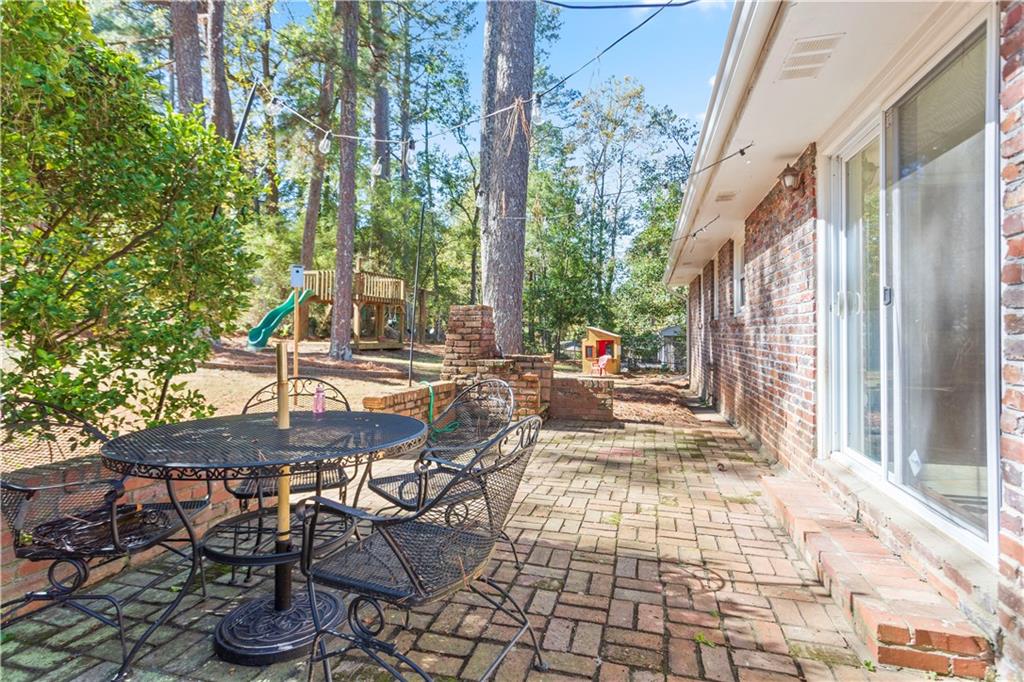 4433 Locksley Road