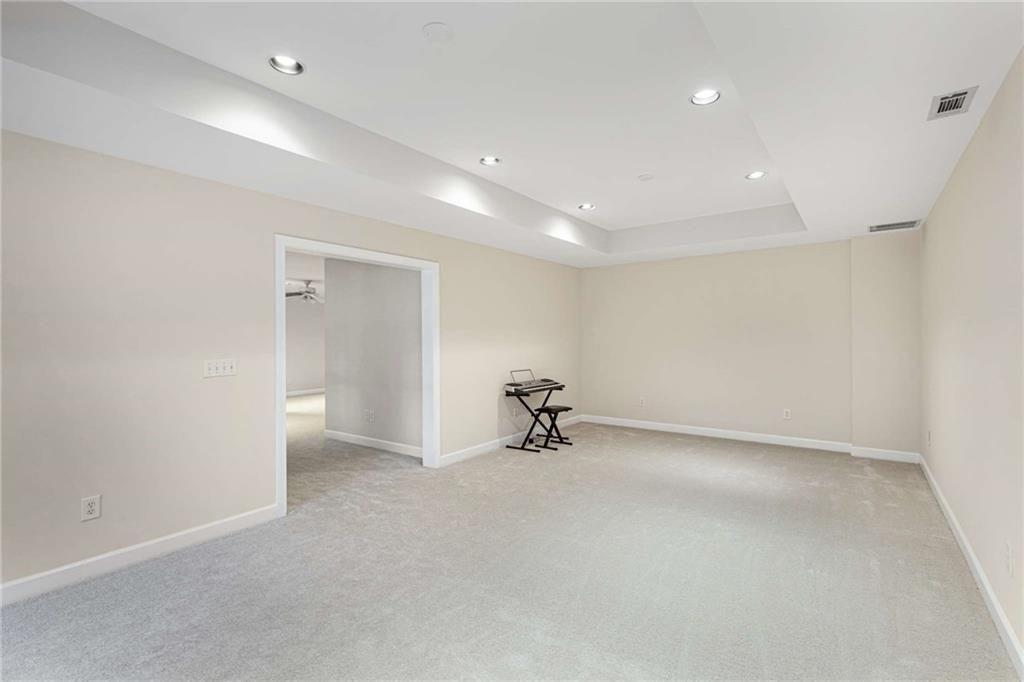 802 Clubhouse Pte