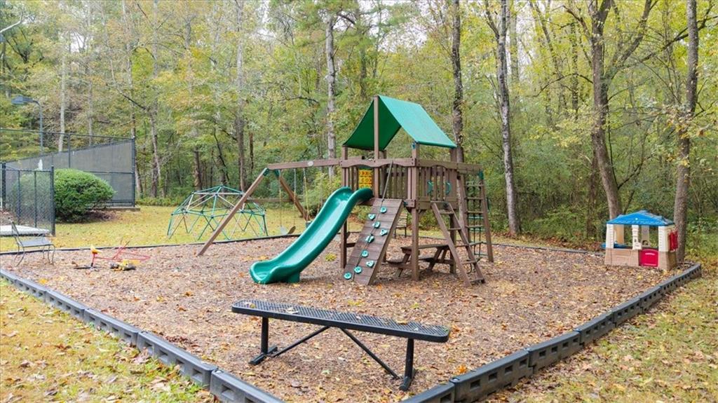 5250 Pikes Peak Court