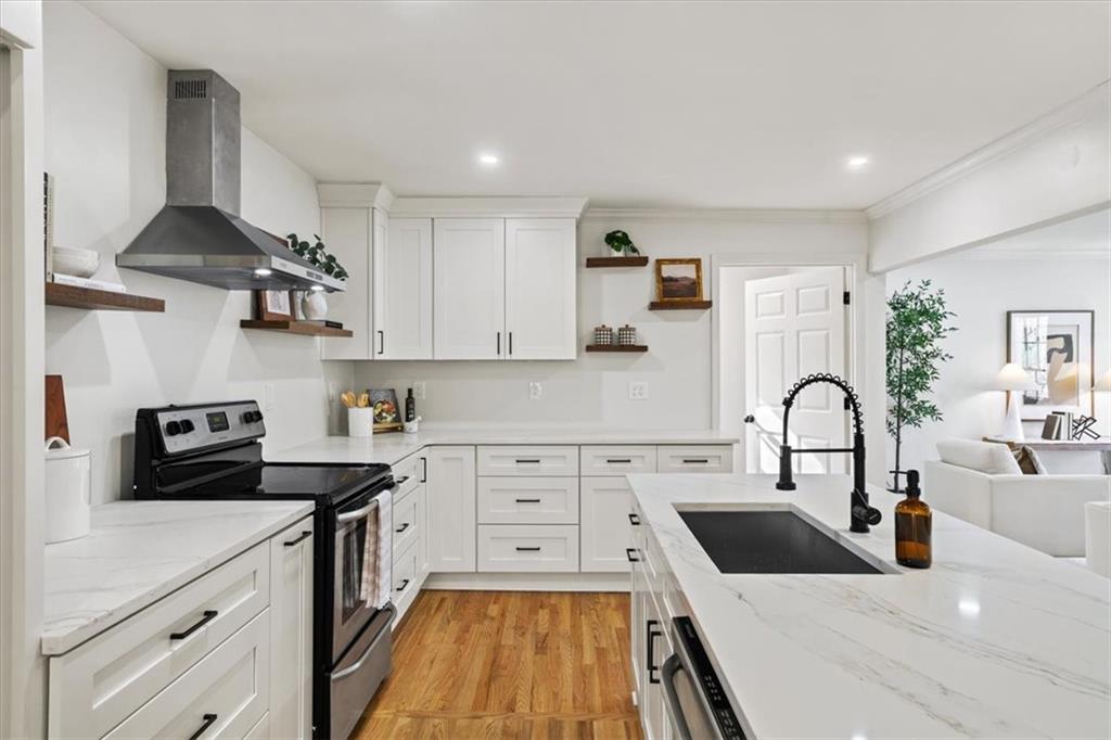 5250 Pikes Peak Court