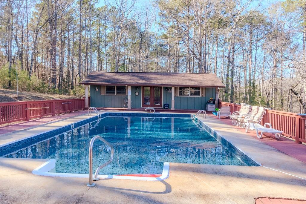 2687 Highway 155 N