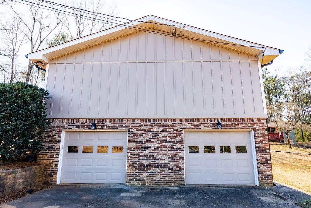 2687 Highway 155 N