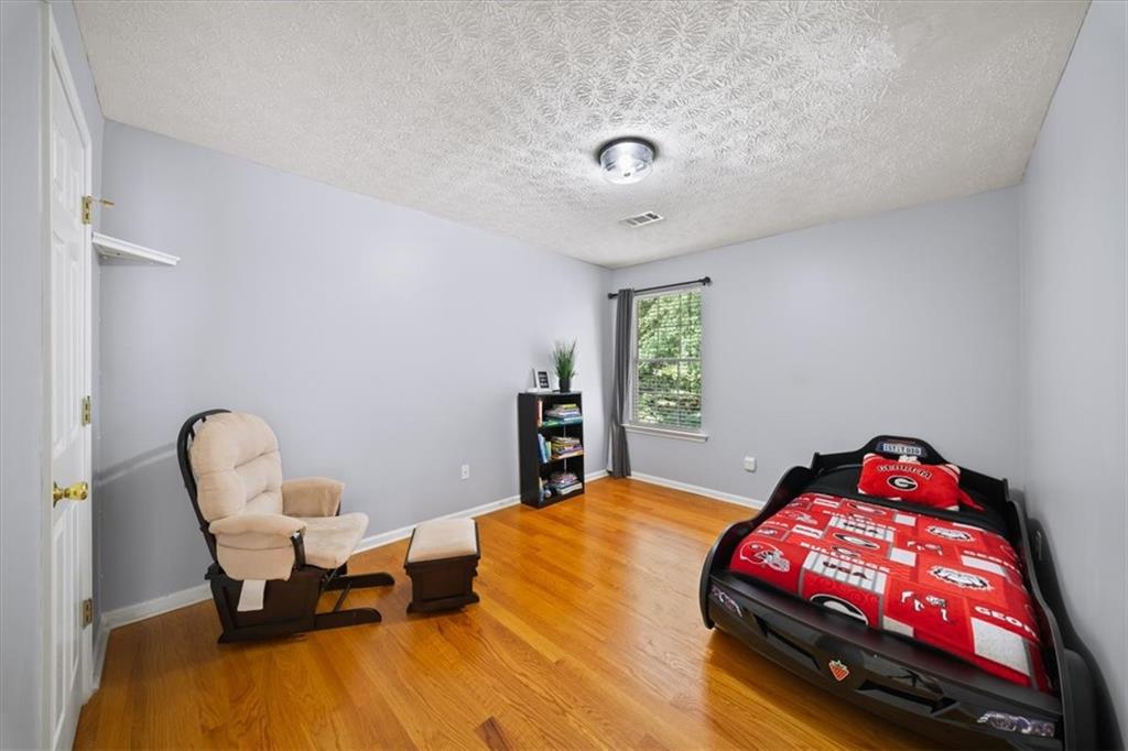 1585 Pinebreeze Drive