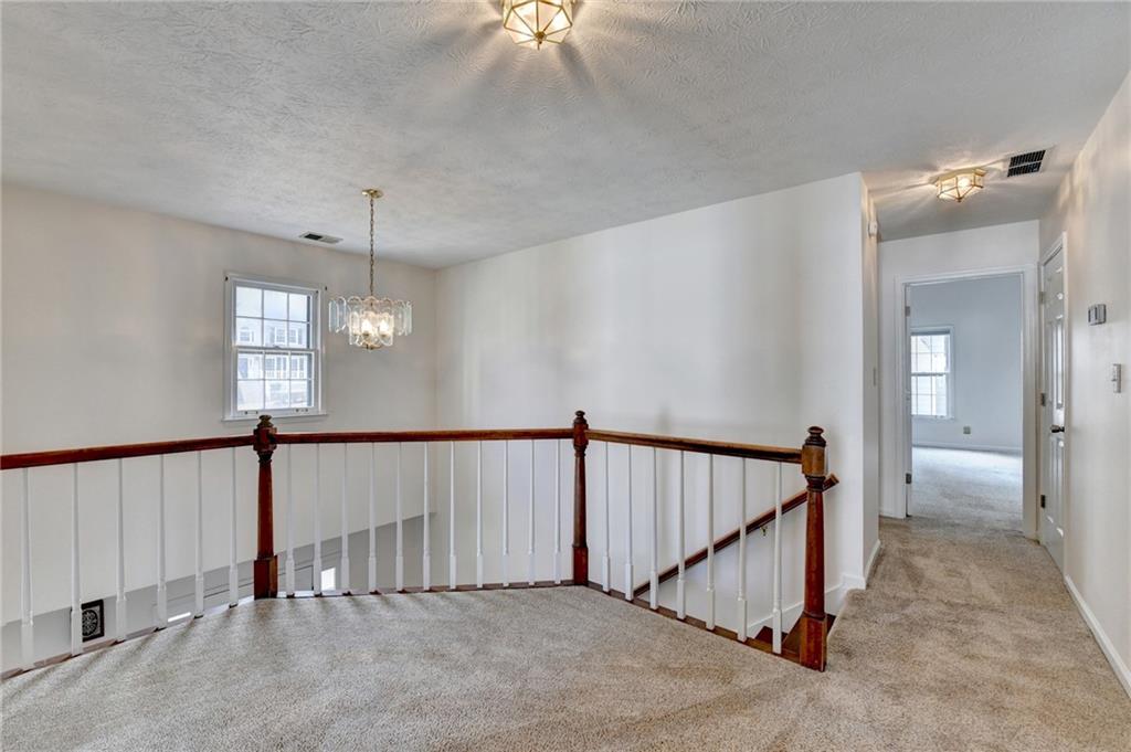 828 Clarion Way