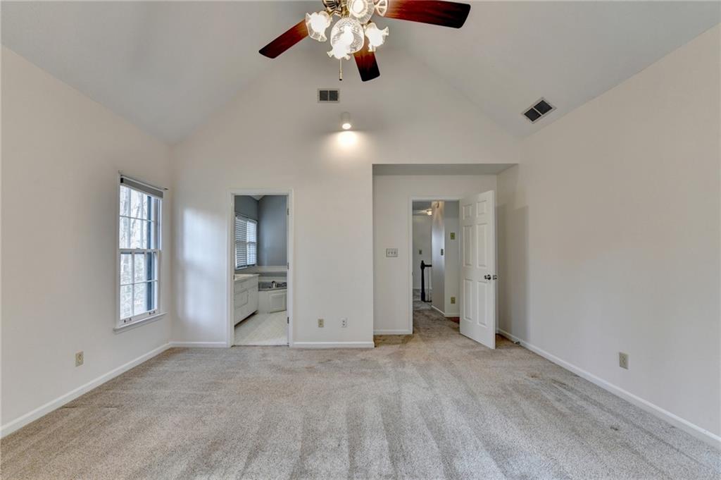 828 Clarion Way