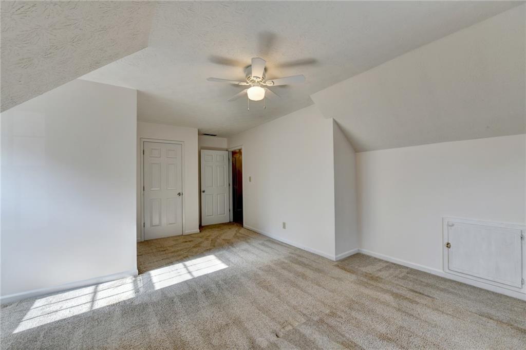 828 Clarion Way