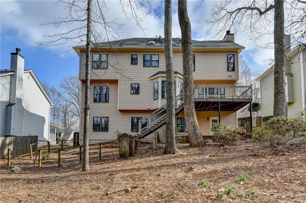 828 Clarion Way