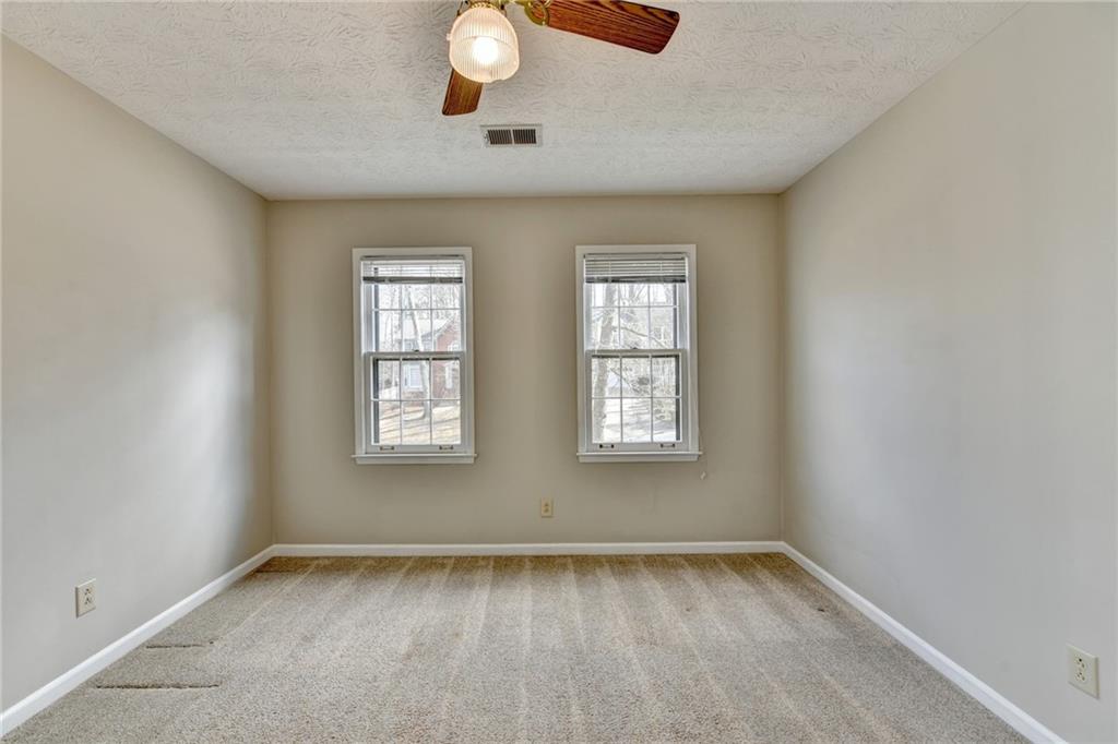 828 Clarion Way