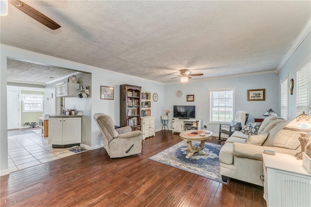 264 Pocket Road NW