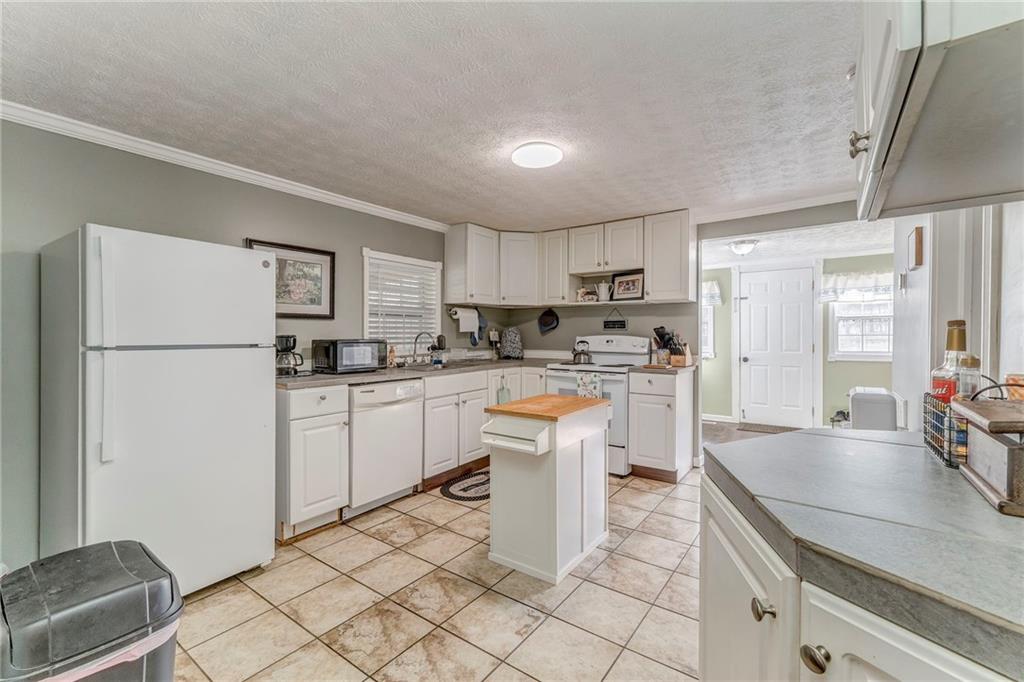 264 Pocket Road NW