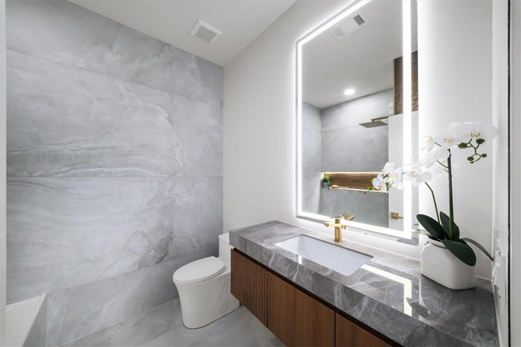 172 Racine Street SW