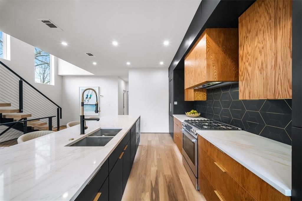 172 Racine Street SW