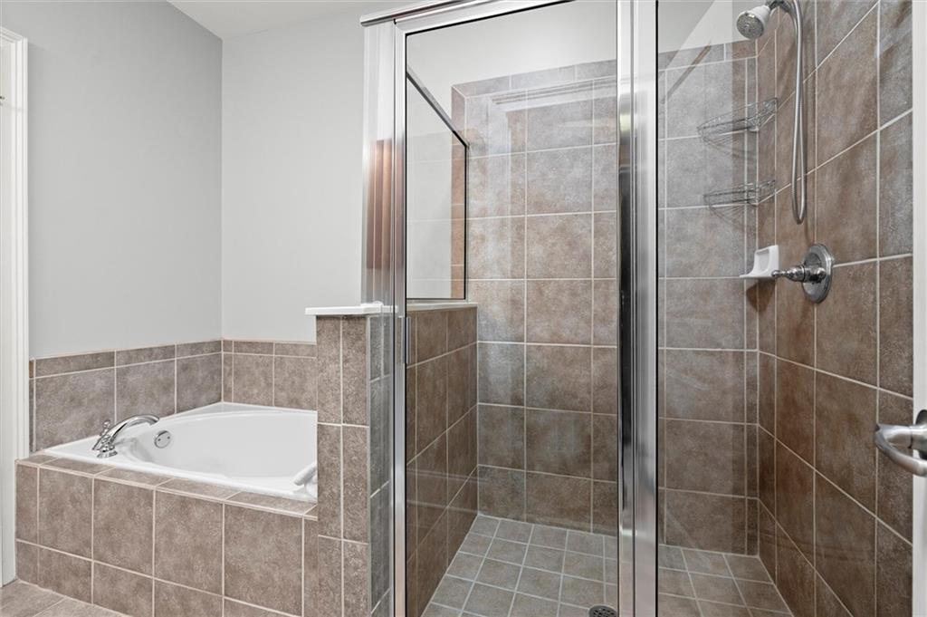 2626 Wander Trail