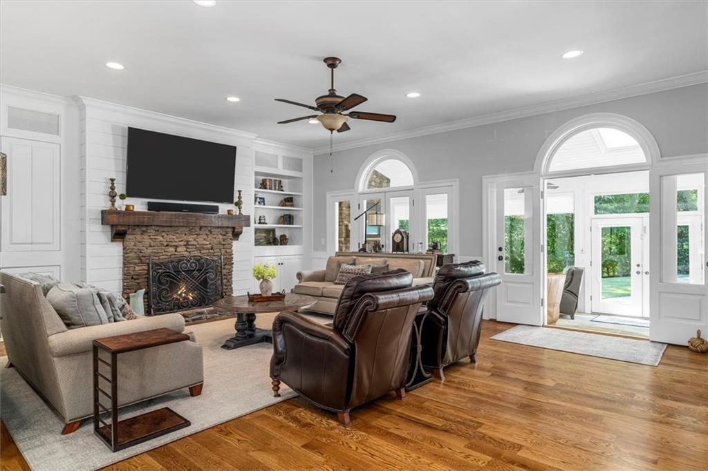 110 Manor Ridge Drive