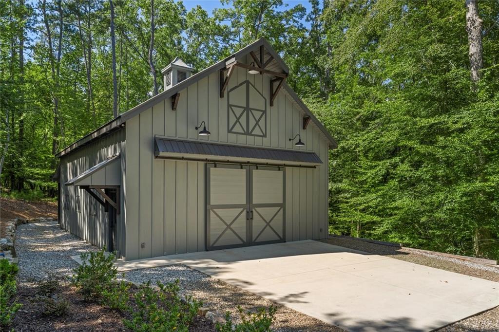 110 Manor Ridge Drive