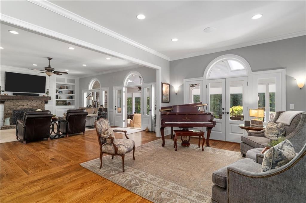 110 Manor Ridge Drive