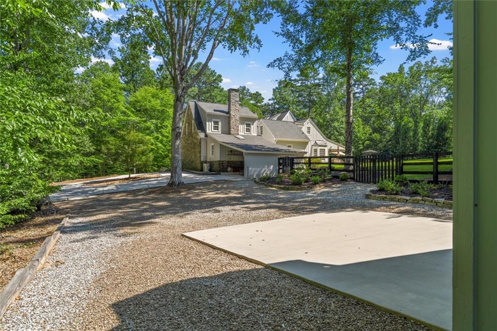 110 Manor Ridge Drive