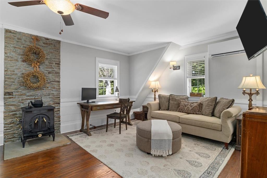 110 Manor Ridge Drive