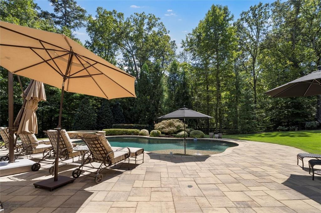 110 Manor Ridge Drive