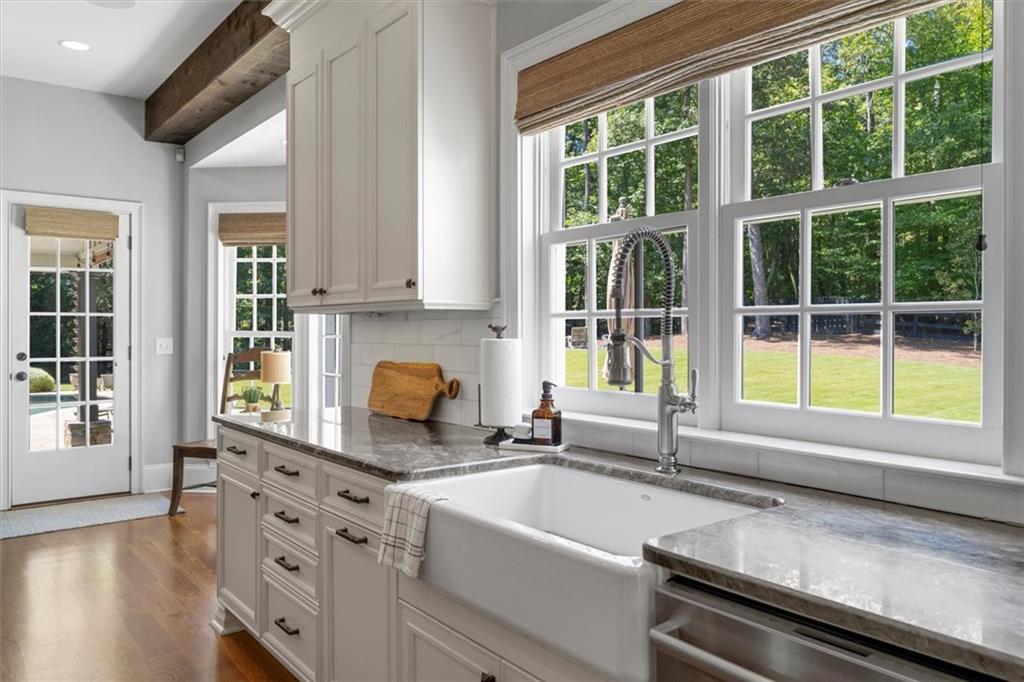 110 Manor Ridge Drive