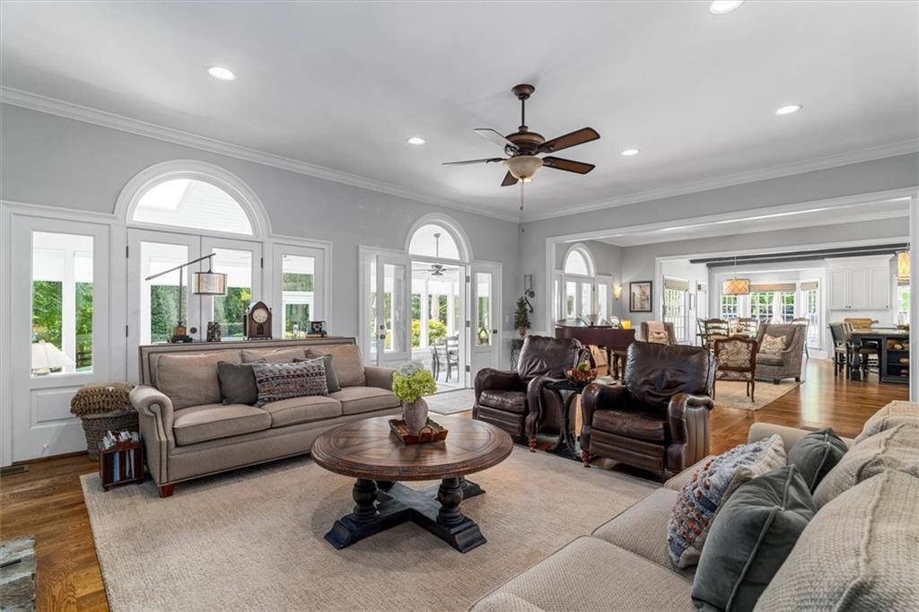 110 Manor Ridge Drive