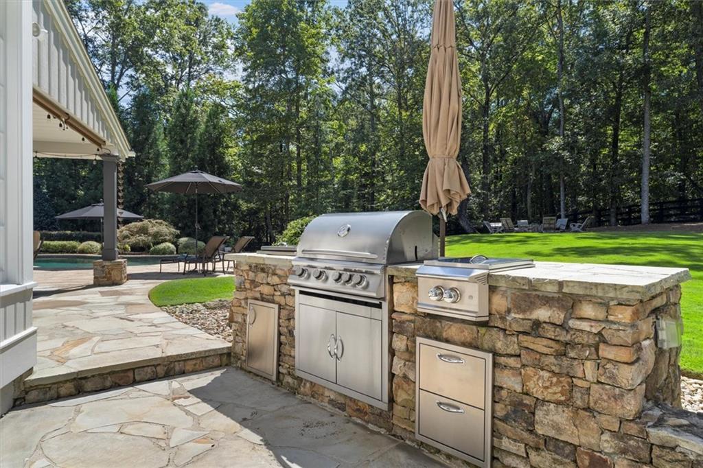 110 Manor Ridge Drive