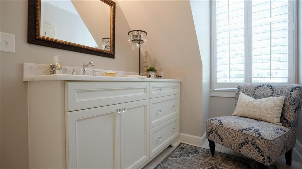 110 Manor Ridge Drive