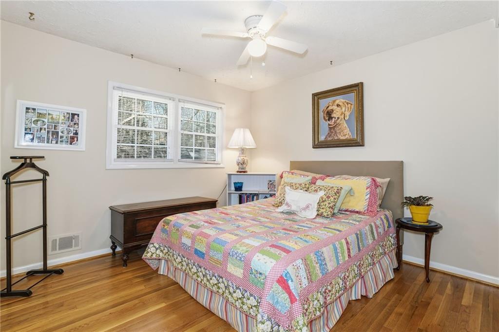 1437 Shadowbrook Drive