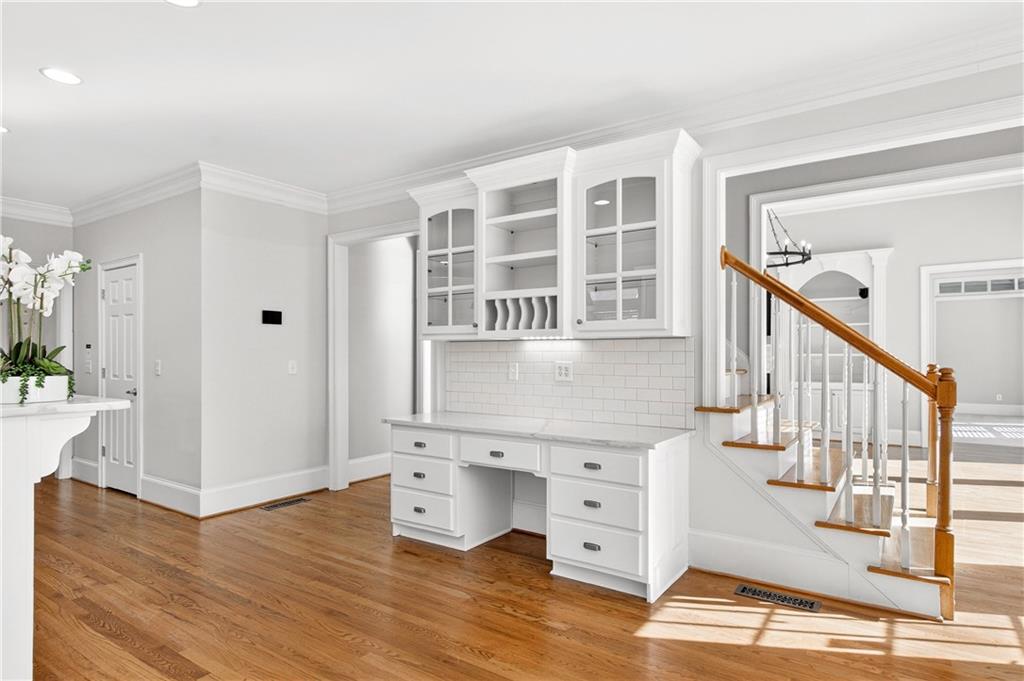 1841 E Gate Cove