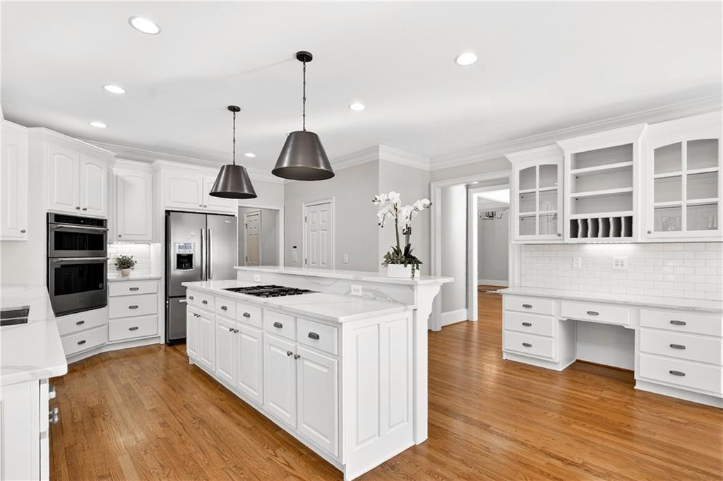 1841 E Gate Cove