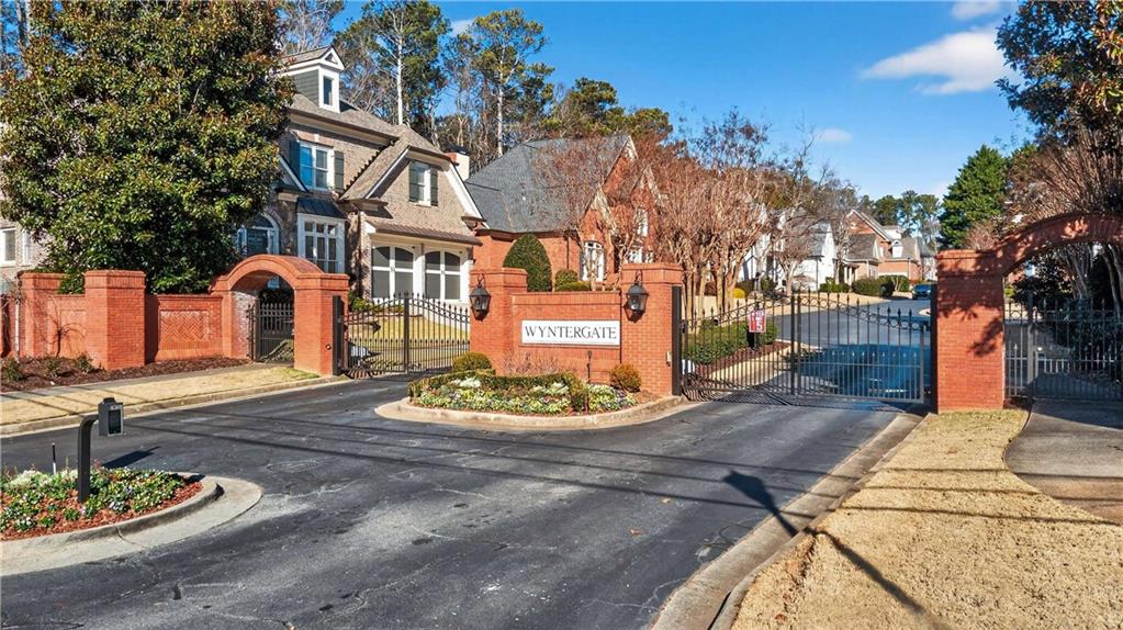 1841 E Gate Cove