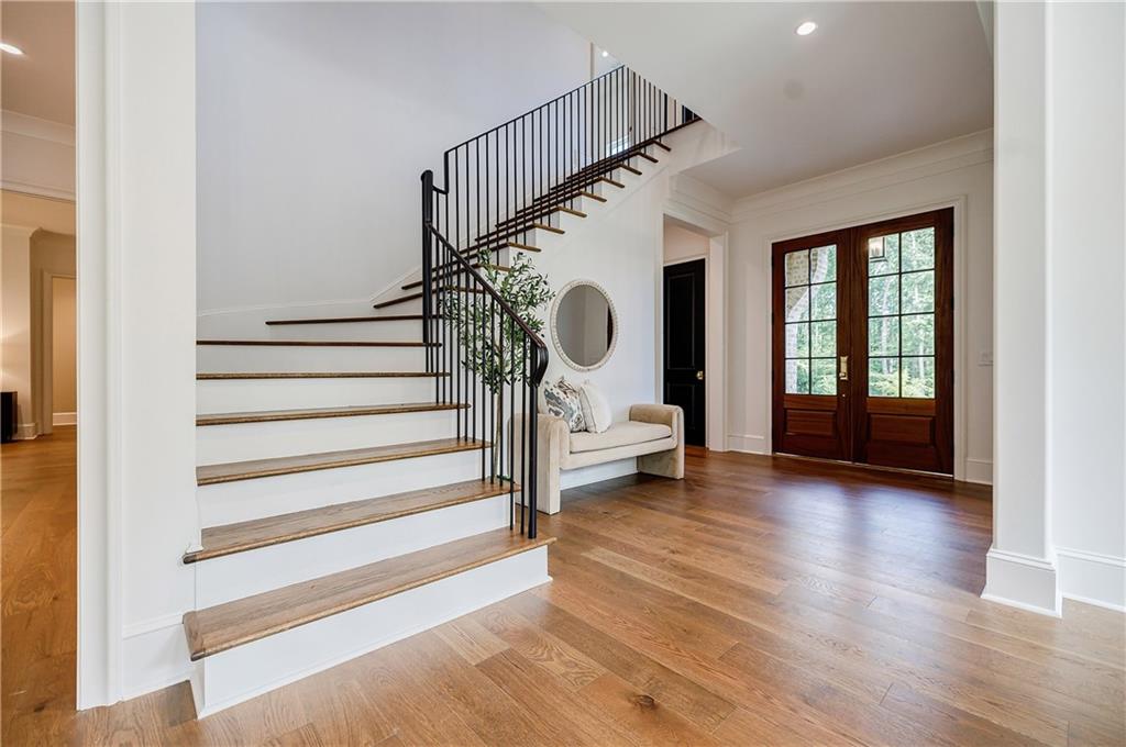125 Laurel Brook Ln