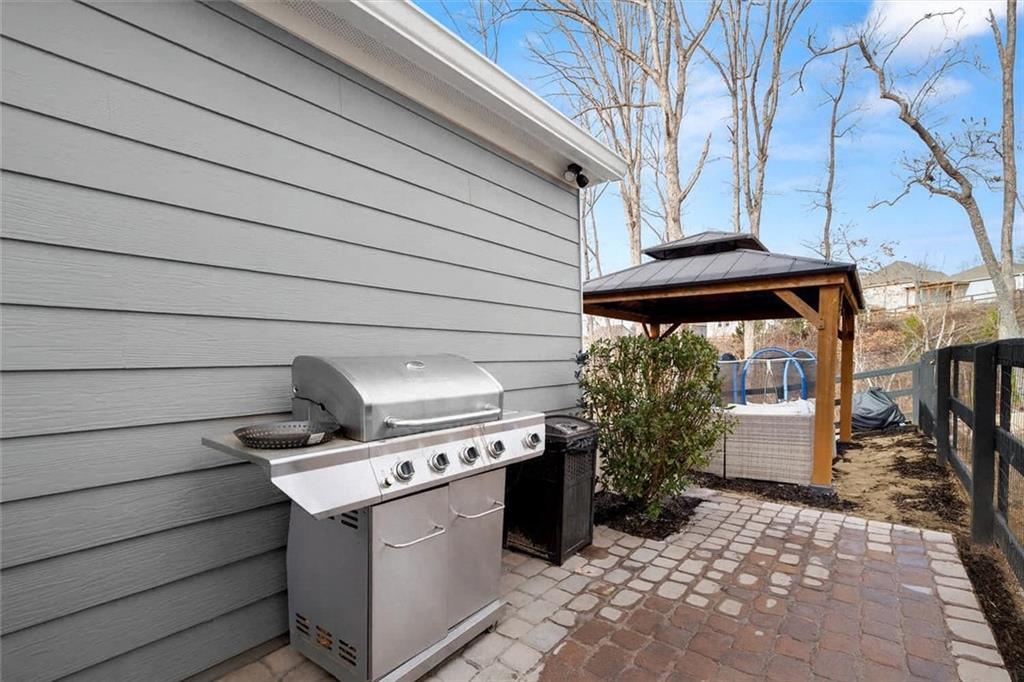 6379 Crosscreek Lane