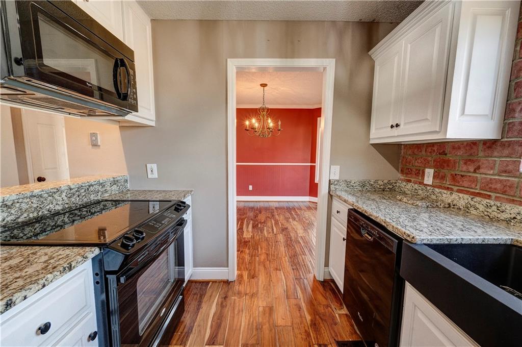 337 Oakland Drive SE