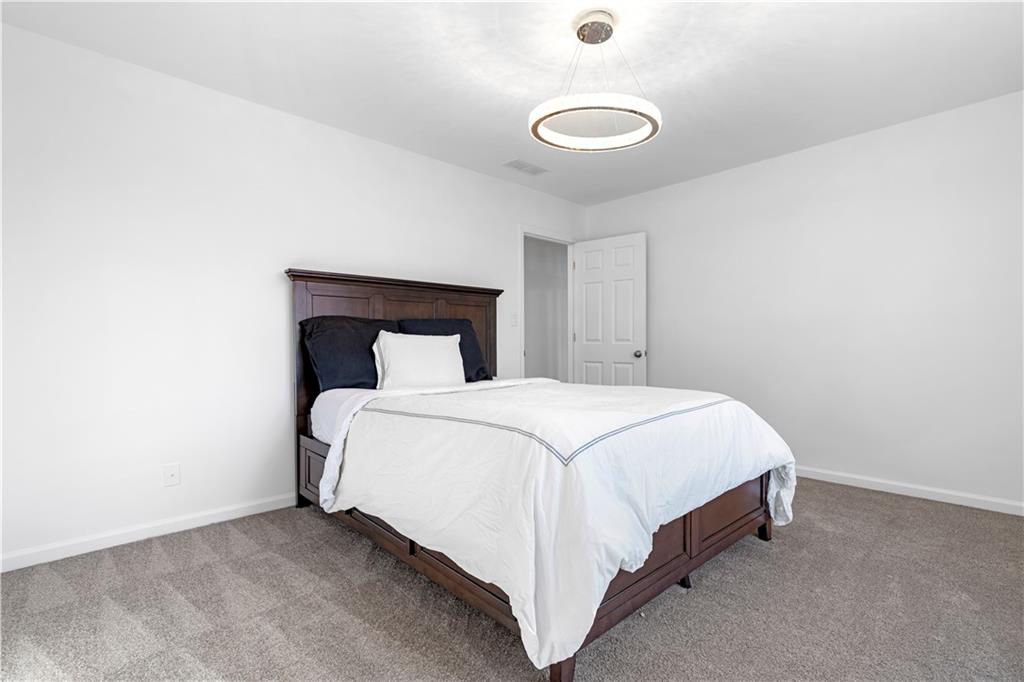 3950 W Cooper Lake Drive SE