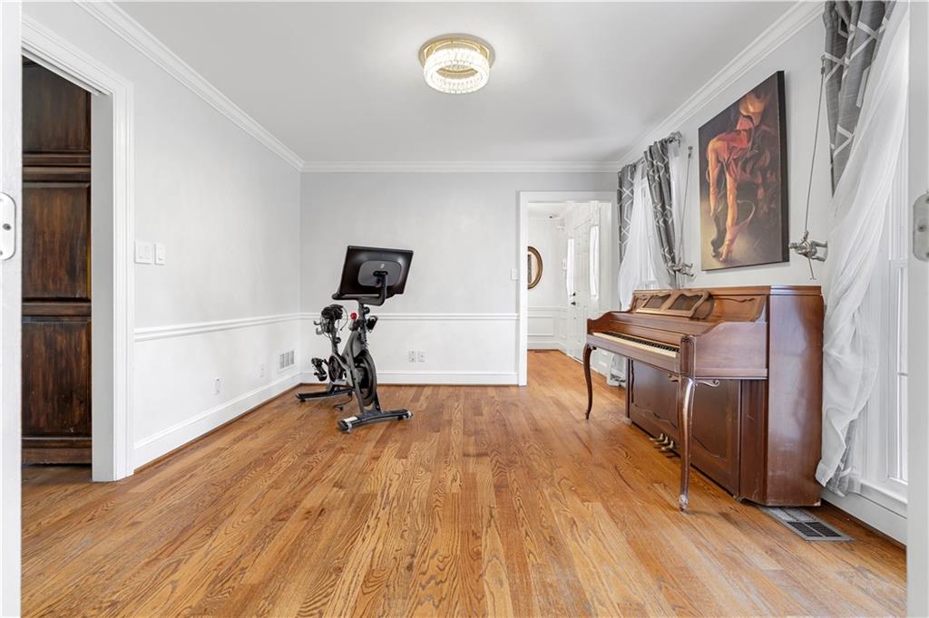 3950 W Cooper Lake Drive SE