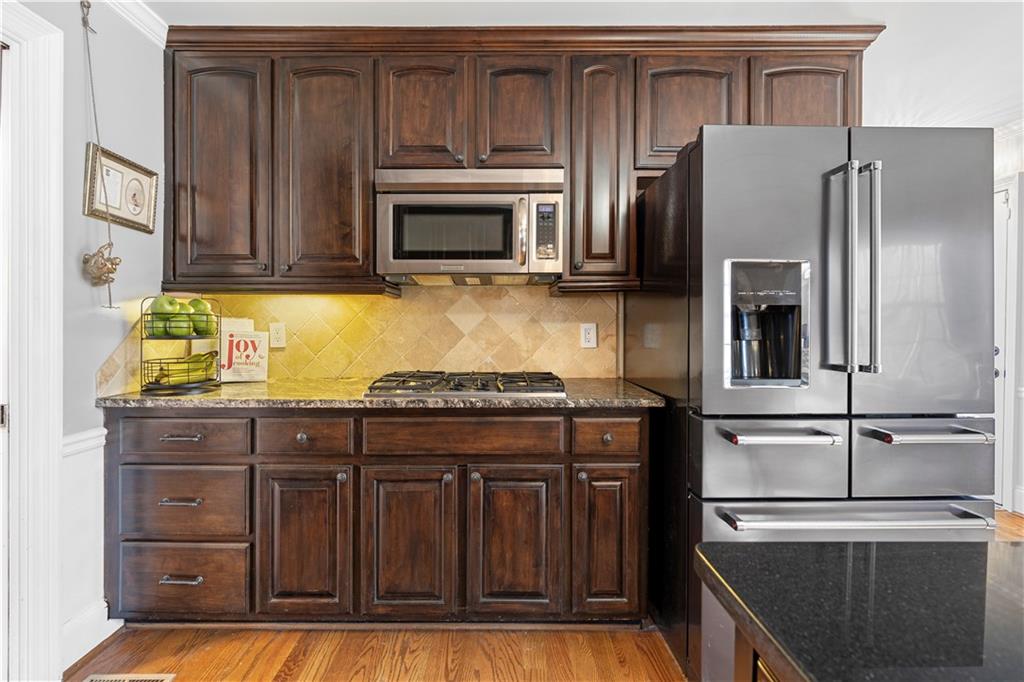 3950 W Cooper Lake Drive SE