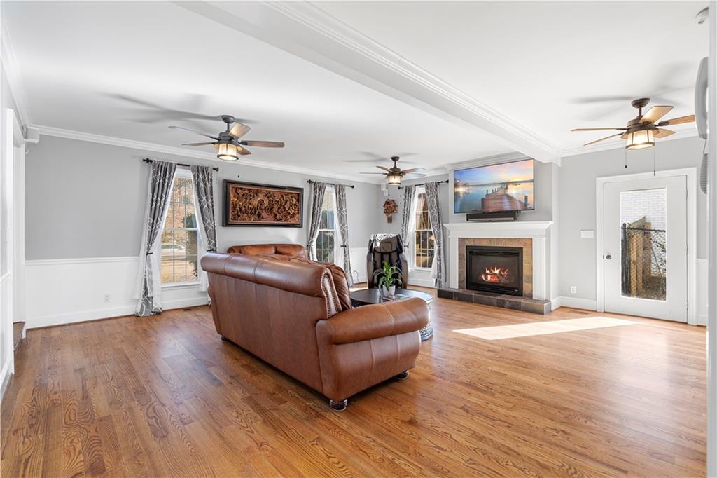 3950 W Cooper Lake Drive SE