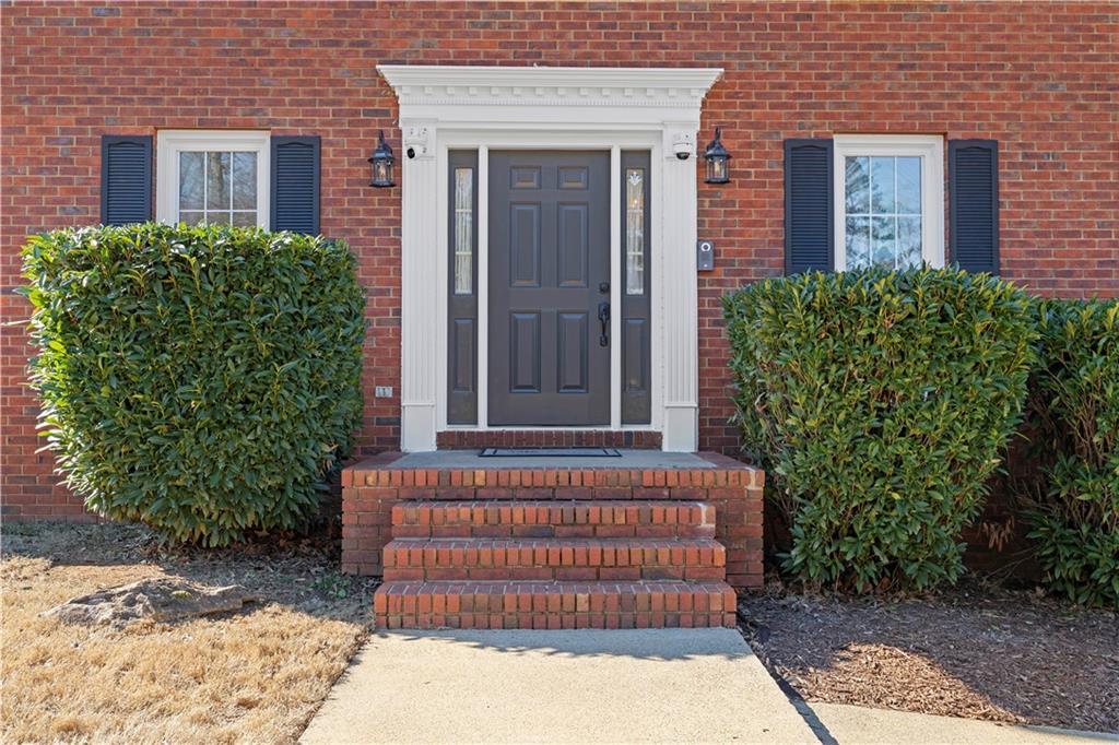 3950 W Cooper Lake Drive SE