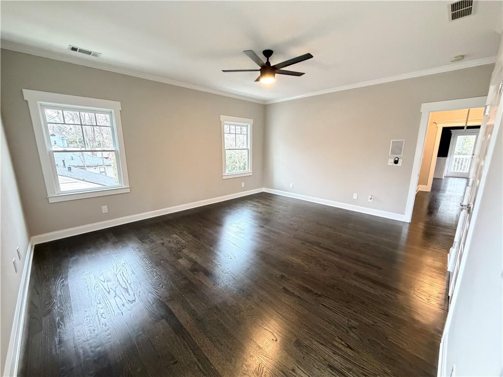343 Sterling Street NE